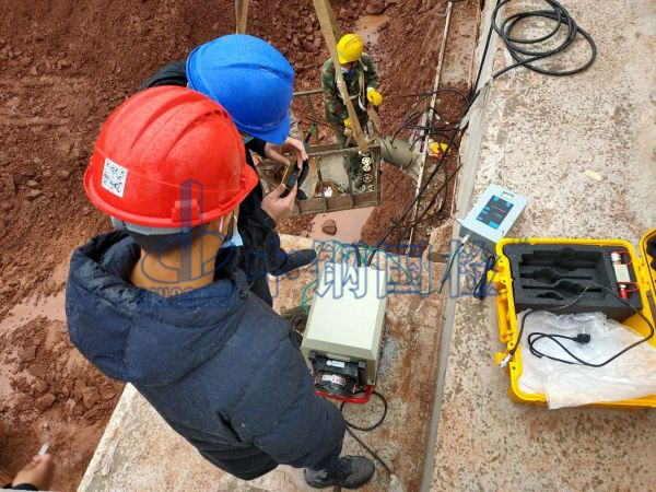 錨索拉拔試驗現場