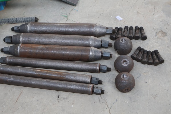 鋼網(wǎng)架螺栓球節(jié)點(diǎn)檢測